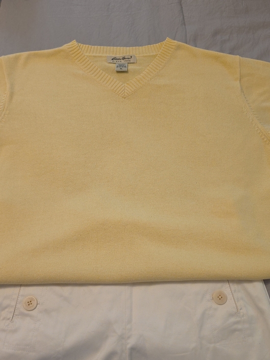 Eddie Bauer Sweaters - Eddie Bauer Women's V-Neck Sweater in Soft Yellow